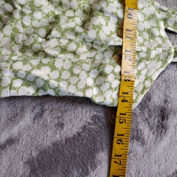 FAITHEULL THE BRAND Lou Lou Mini Dress Green Floral Flirty Button Up Smocked 4 - Picture 11 of 12